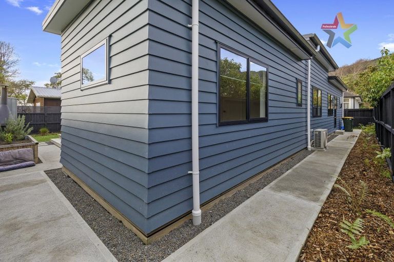 Photo of property in 428a Stokes Valley Road, Stokes Valley, Lower Hutt, 5019