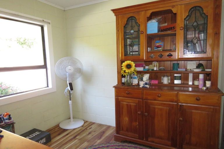 Photo of property in 20 Ramsay Street, Blacks Point, Reefton, 7830