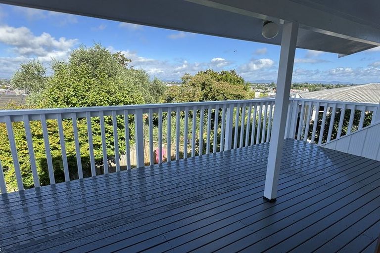 Photo of property in 14 Fowlers Avenue, Frankton, Hamilton, 3204