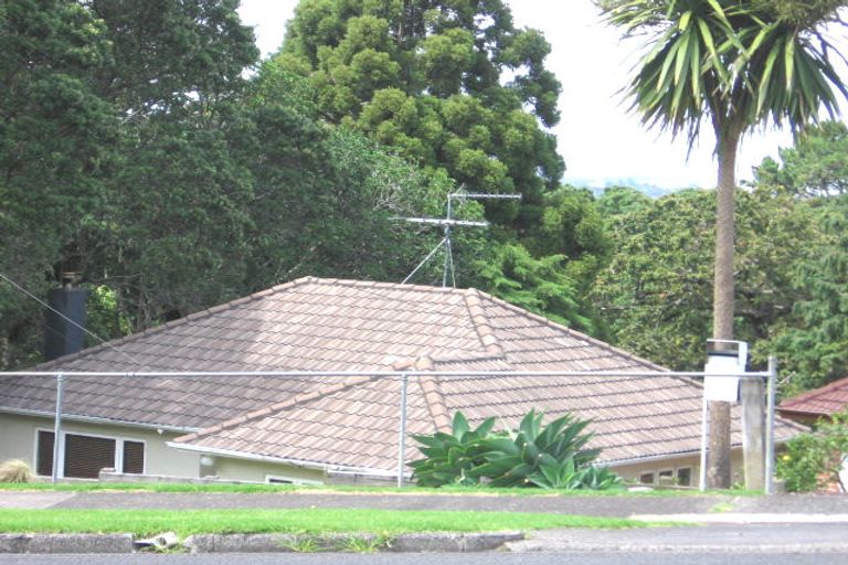 Photo of property in 35 Herd Road, Hillsborough, Auckland, 1042