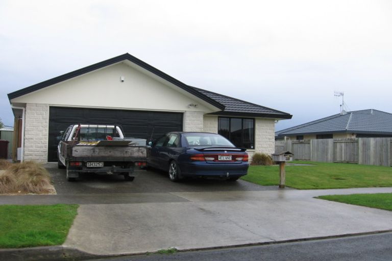Photo of property in 71 Parnell Heights, Kelvin Grove, Palmerston North, 4414