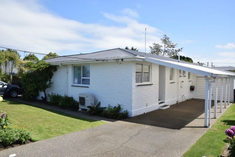 Photo of property in 20 Cargill Street, Waikiwi, Invercargill, 9810