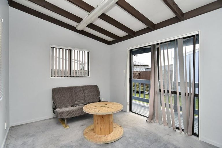 Photo of property in 20 Dufek Crescent, Wigram, Christchurch, 8042