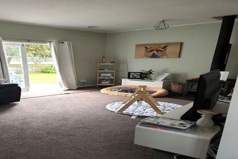 Photo of property in 63 Trafalgar Street, Waterloo, Lower Hutt, 5011