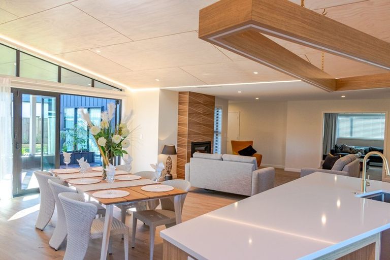 Photo of property in 115 The Boulevard, Papamoa Beach, Papamoa, 3118