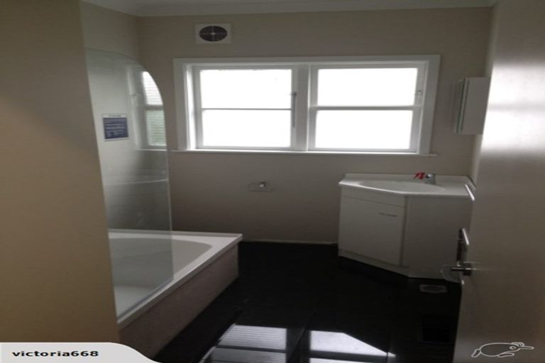 Photo of property in 311a Karori Road, Karori, Wellington, 6012