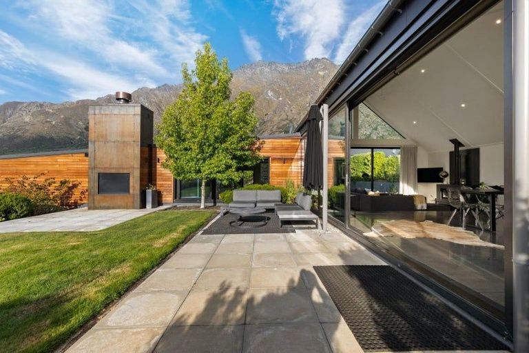 Photo of property in 8 Big Valley Drive, Jacks Point, Queenstown, 9371