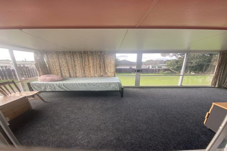 Photo of property in 10 Hooks Road, Manurewa, Auckland, 2102