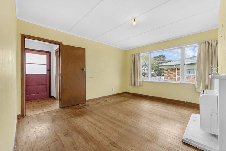 Photo of property in 13 Buckland Road, Tuakau, 2121