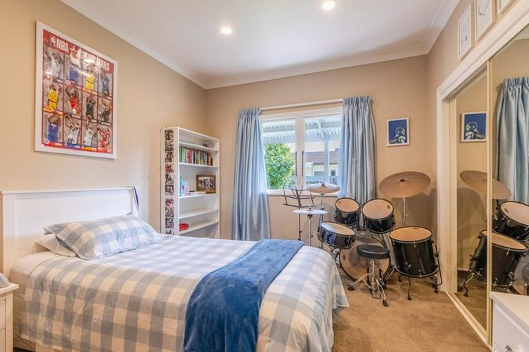 Photo of property in 24 Auckland Road, Greenmeadows, Napier, 4112