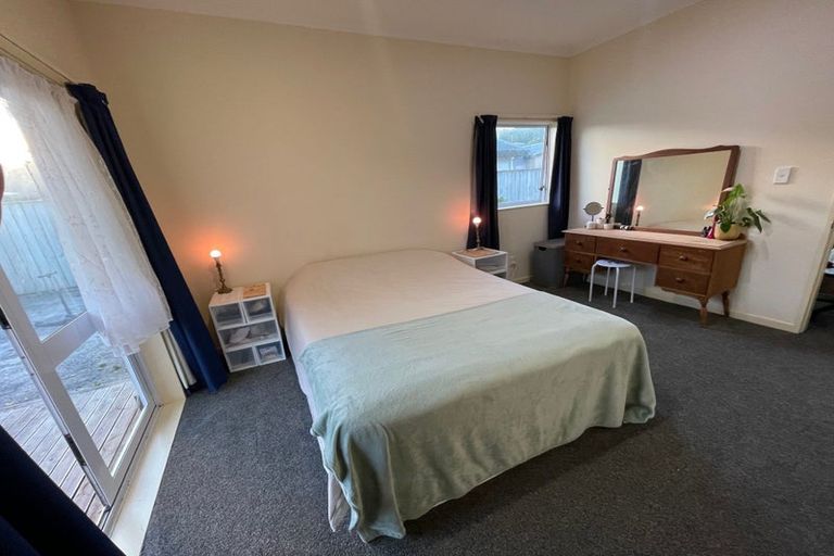 Photo of property in 24 Rex Street, Miramar, Wellington, 6022