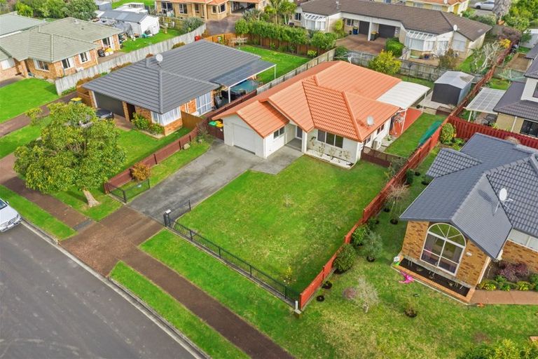 Photo of property in 3 Martin Jugum Lane, Ranui, Auckland, 0612