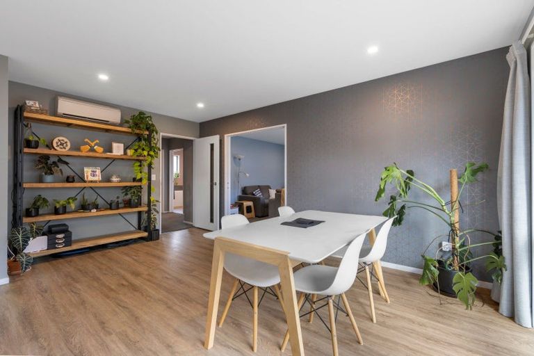 Photo of property in 17 Tara Crescent, Woodend, 7610