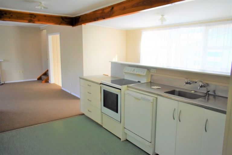 Photo of property in 16 Ayton Street, Mangapapa, Gisborne, 4010