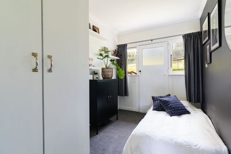 Photo of property in 499 Kaikorai Valley Road, Bradford, Dunedin, 9011