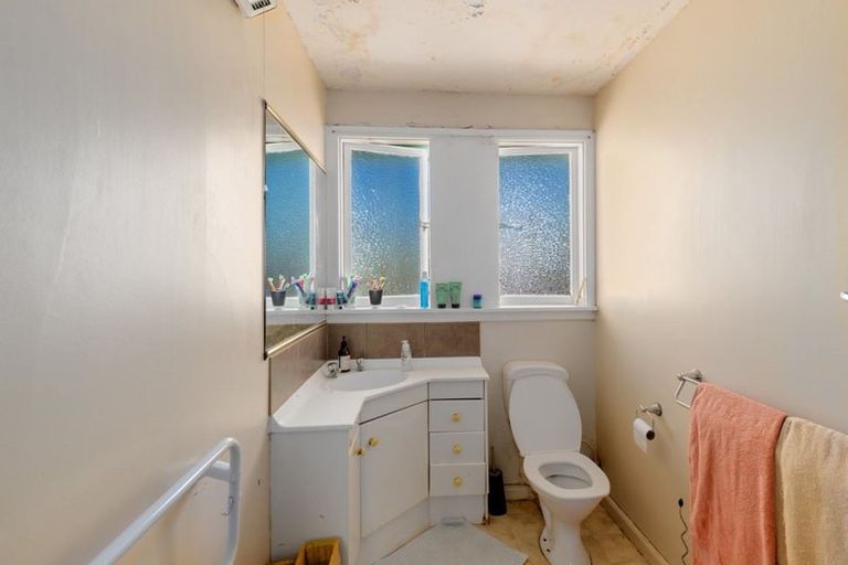 Photo of property in 93 Gayhurst Road, Dallington, Christchurch, 8061