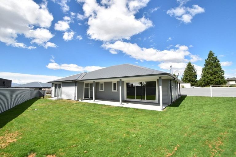 Photo of property in 38 Rhoboro Road, Twizel, 7901