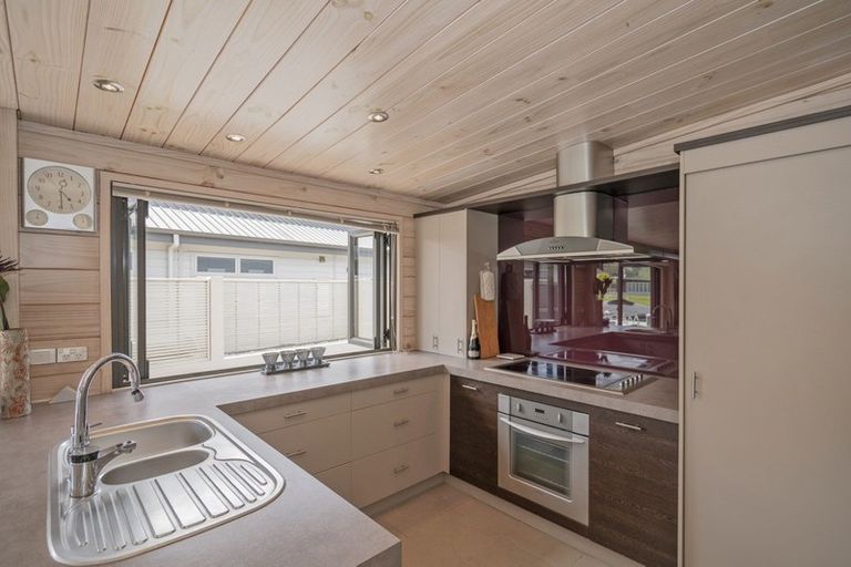Photo of property in 115 Motu Hei, Pauanui, Hikuai, 3579