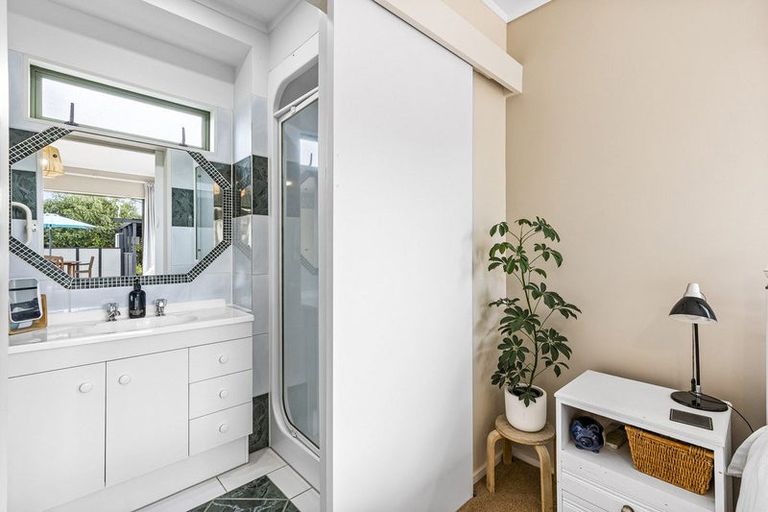 Photo of property in 4 Farnell Place, Gulf Harbour, Whangaparaoa, 0930