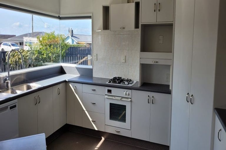 Photo of property in 1 Bandon Grove, Bell Block, New Plymouth, 4312