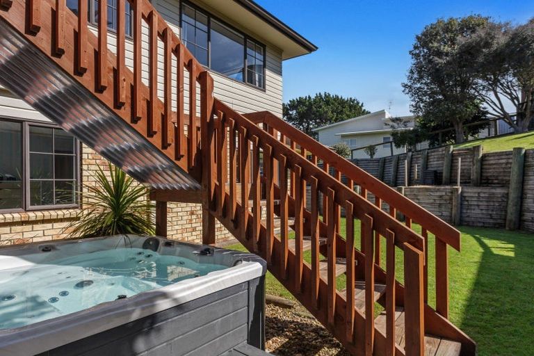 Photo of property in 5 Ocean View Road, Coastlands, Whakatane, 3120