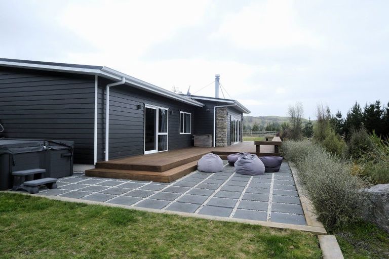 Photo of property in 78 Charnley Way, Kinloch, Taupo, 3385