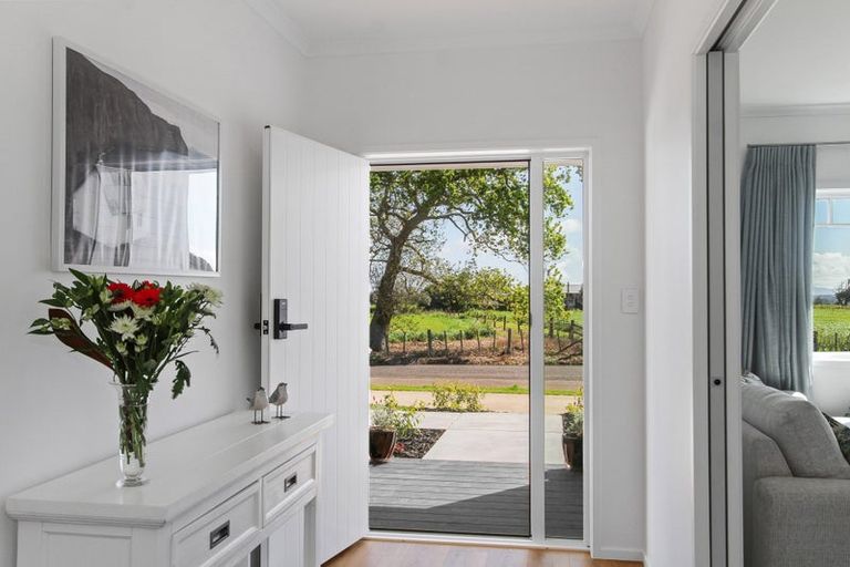 Photo of property in 9 Day Road, Patumahoe, Pukekohe, 2679