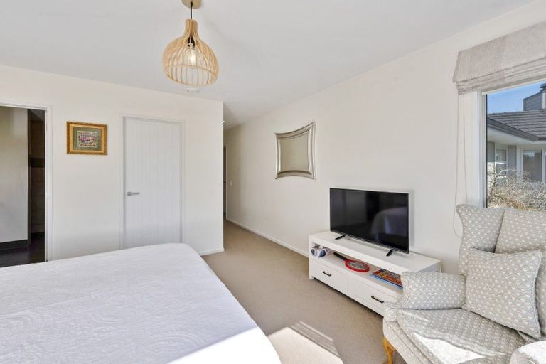 Photo of property in 33 Bodes Lane, Kinloch, Taupo, 3377