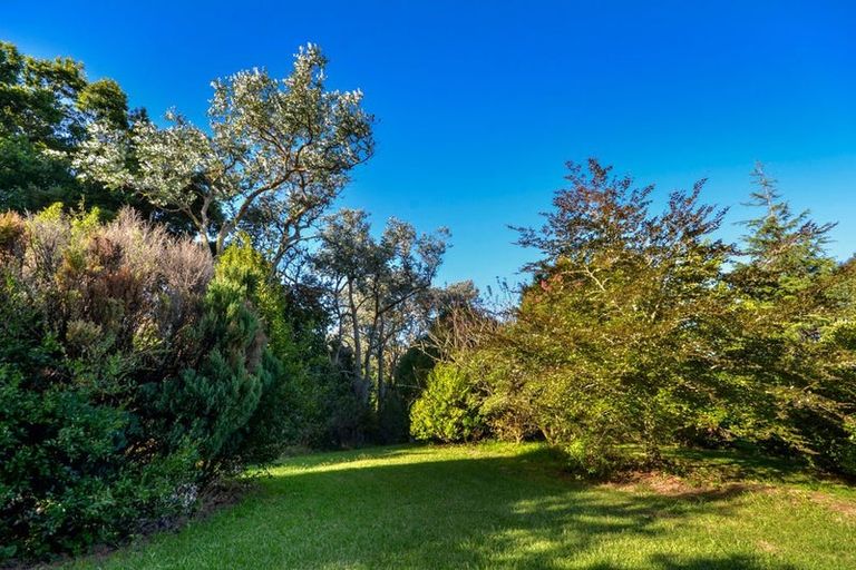 Photo of property in 307 Duck Creek Road, Stillwater, Silverdale, 0993