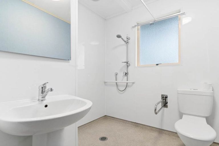 Photo of property in 11 Roick Parade, Glen Eden, Auckland, 0602