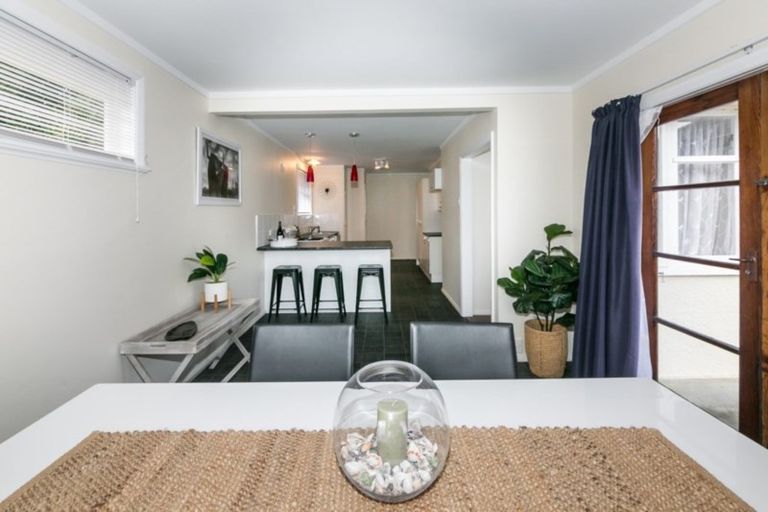 Photo of property in 184 Nuffield Avenue, Marewa, Napier, 4110