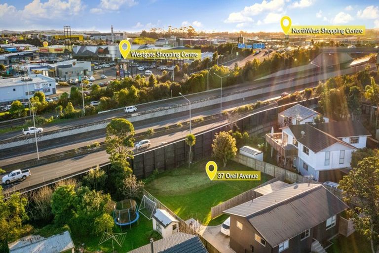 Photo of property in 37a Oreil Avenue, West Harbour, Auckland, 0618