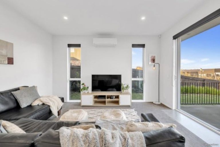 Photo of property in 4 Seventh View Avenue, Beachlands, Auckland, 2018