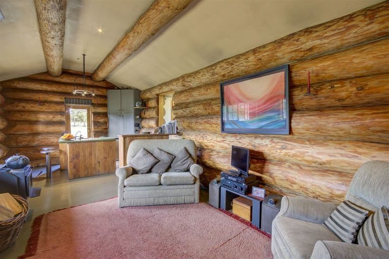 Photo of property in 570 Foothills Road, Okuku, Rangiora, 7473