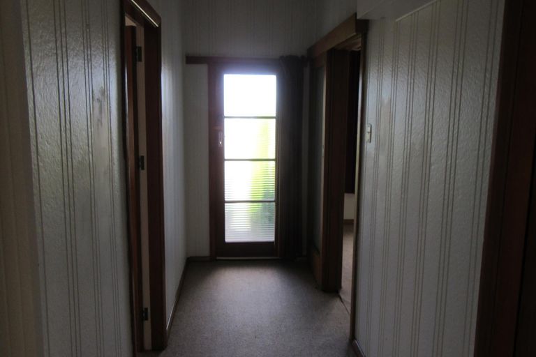 Photo of property in 16 Harris Street, Waimate, 7924