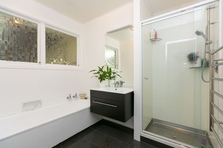 Photo of property in 15b Nugent Street, Bell Block, New Plymouth, 4312