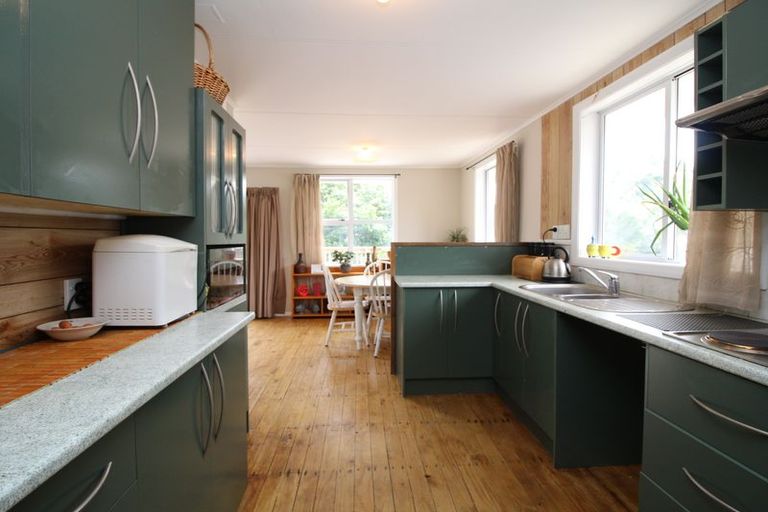 Photo of property in 10 Wrigley Road, Fordlands, Rotorua, 3015