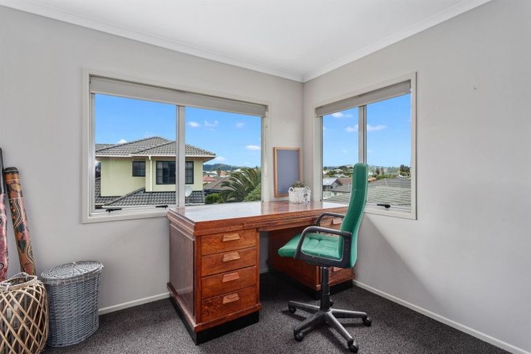 Photo of property in 5 Esplanade Rise, Coastlands, Whakatane, 3120