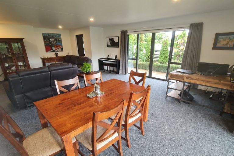 Photo of property in 3 Roebuck Street, Westport, 7825