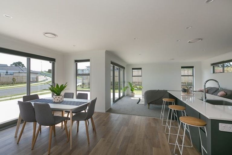 Photo of property in 13 Jersey Place, Bell Block, New Plymouth, 4312