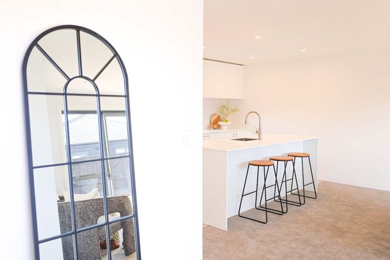 Photo of property in 6 Samuel Place, Terrace End, Palmerston North, 4410