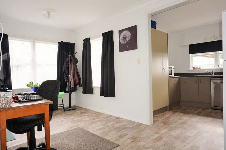 Photo of property in 21 Cargill Street, Levin, 5510