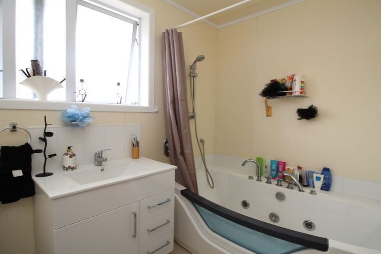 Photo of property in 10 Wrigley Road, Fordlands, Rotorua, 3015