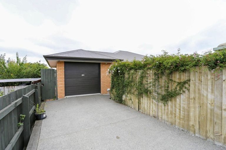 Photo of property in 2/72a Burwood Road, Burwood, Christchurch, 8083
