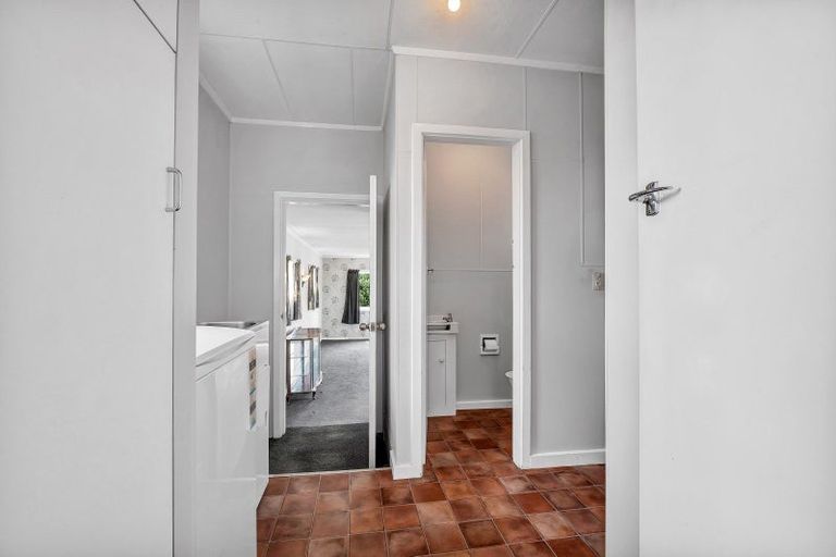 Photo of property in 5 Hori Street, Vogeltown, New Plymouth, 4310