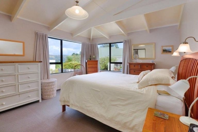 Photo of property in 16a Huia Street, Saint Leonards, Dunedin, 9022