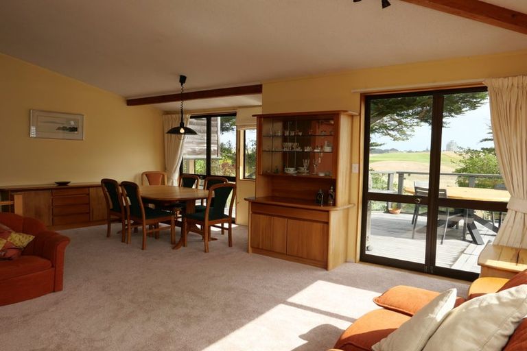 Photo of property in 24 Martin Road, Paraparaumu Beach, Paraparaumu, 5032