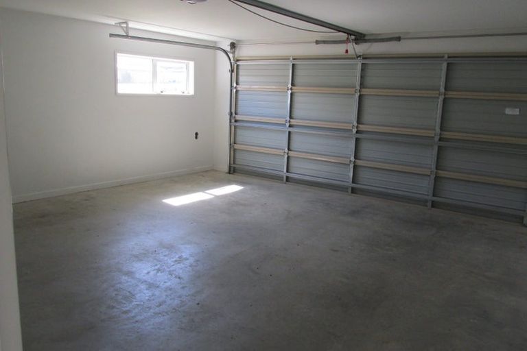 Photo of property in 4 Quartz Place, Brown Owl, Upper Hutt, 5018