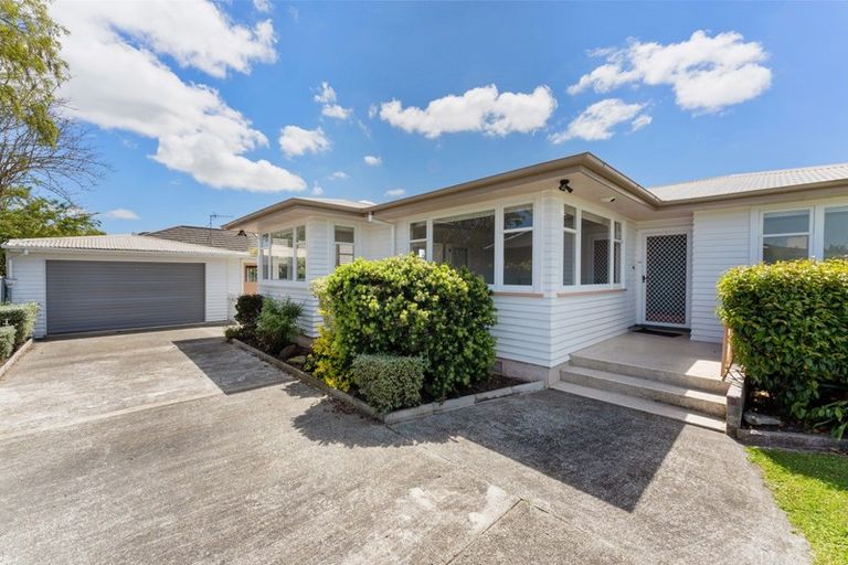 Photo of property in 14 Anglesey Place, Awapuni, Palmerston North, 4412