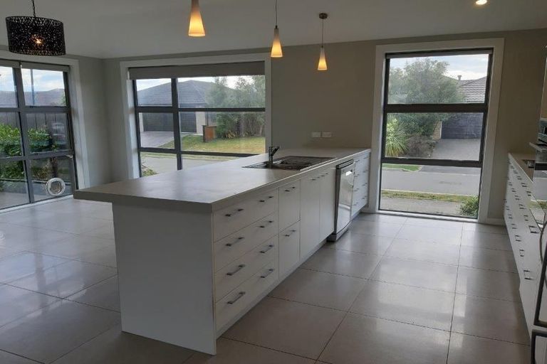 Photo of property in 3 Tommy Street, Pegasus, 7612